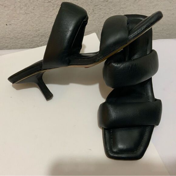 H&M  Puffy Leather Slide Sandals  Black low heels 39 - Picture 5 of 8